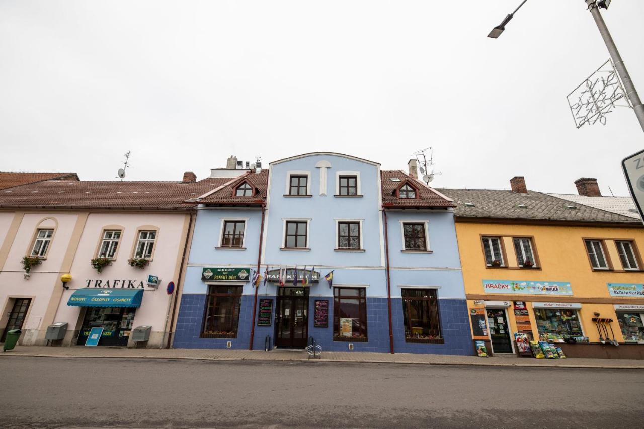 Hotel Pansky Dum Adlerkosteletz Exterior foto